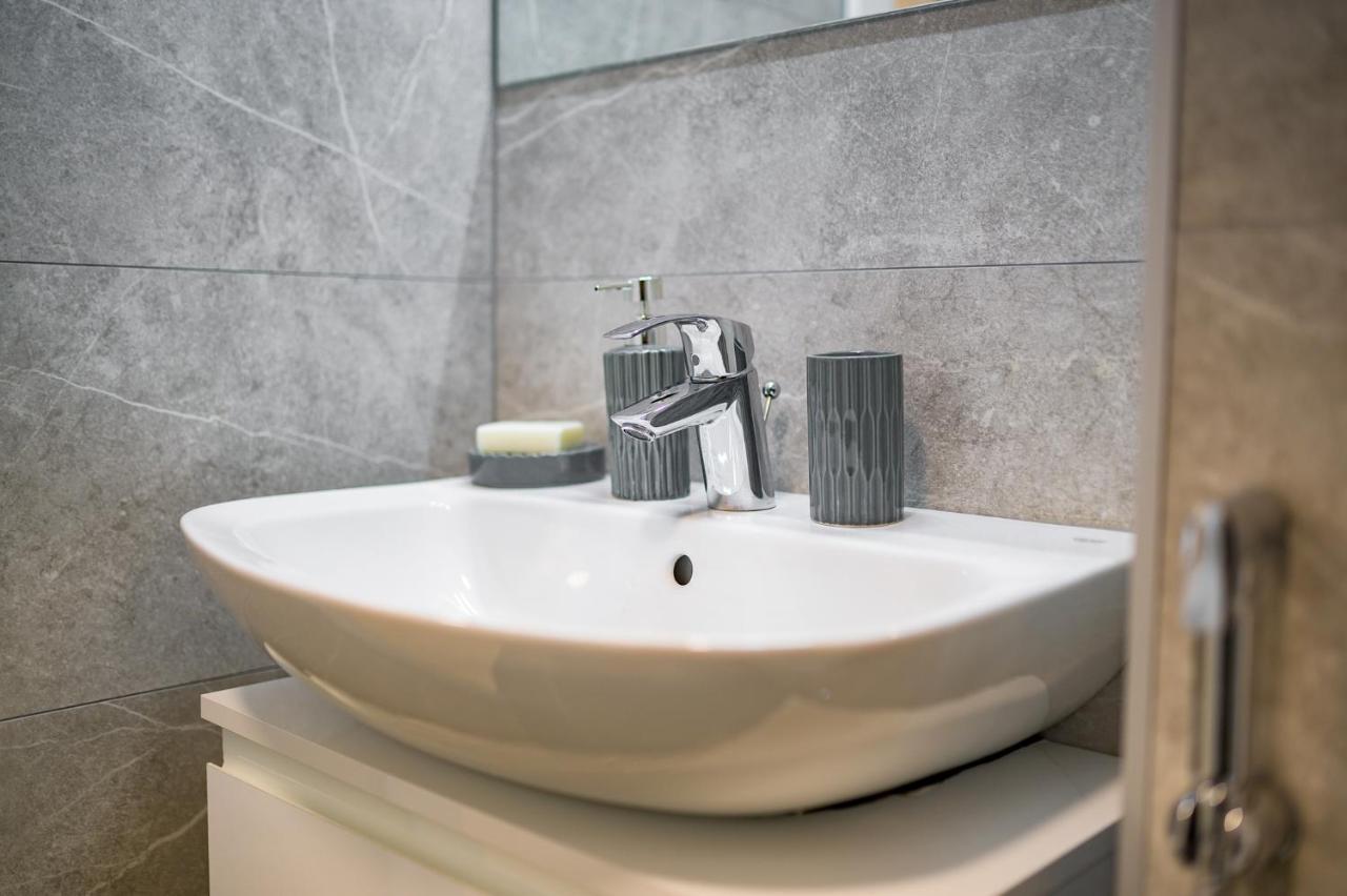 Apartman Epilux Тузла Екстер'єр фото