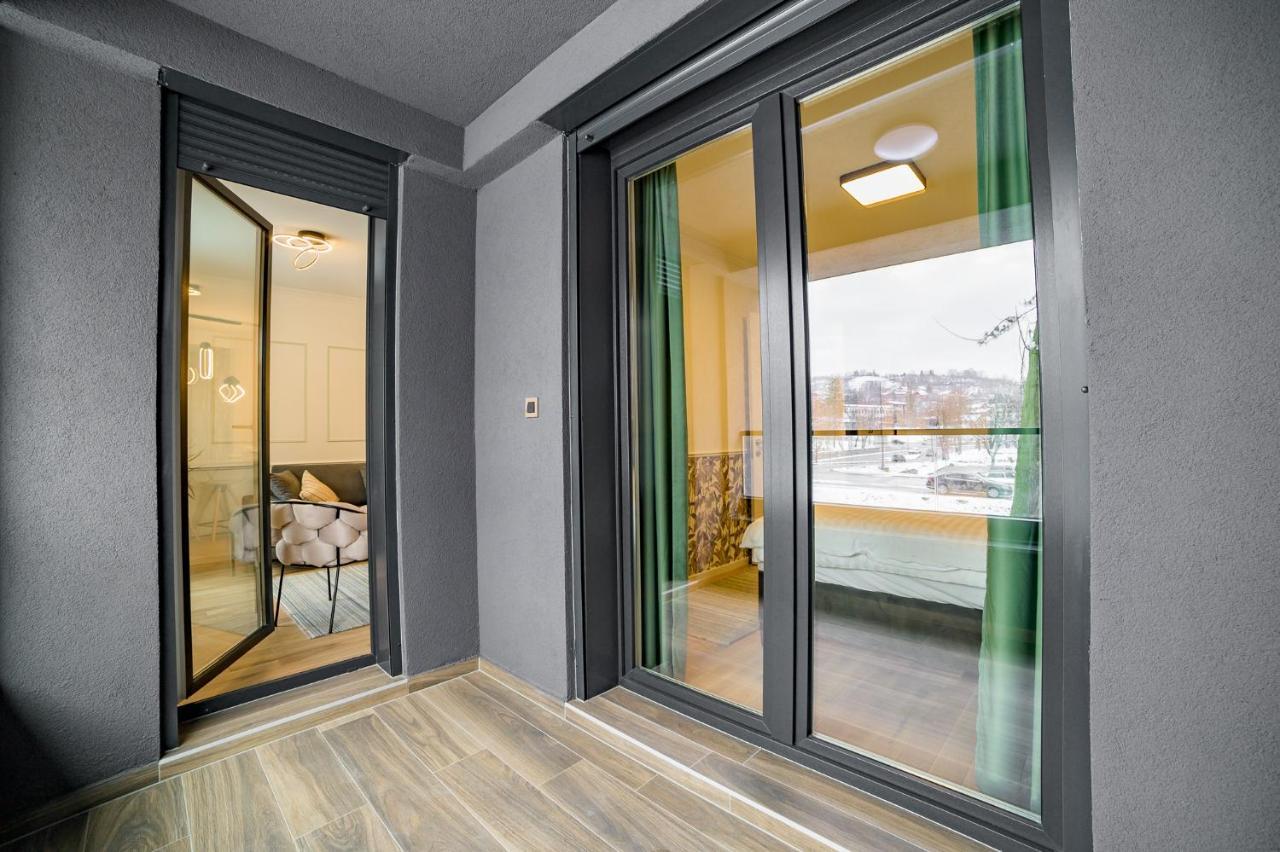 Apartman Epilux Тузла Екстер'єр фото