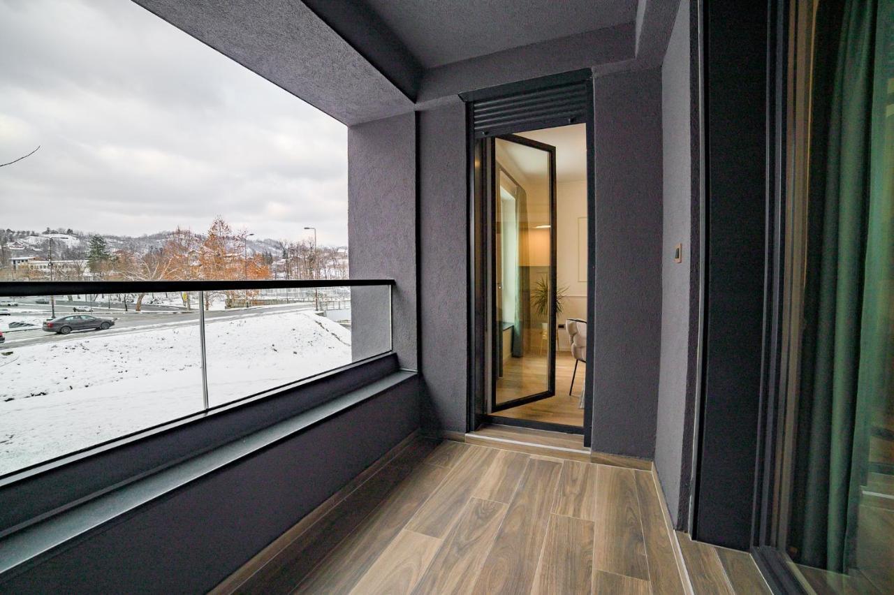 Apartman Epilux Тузла Екстер'єр фото